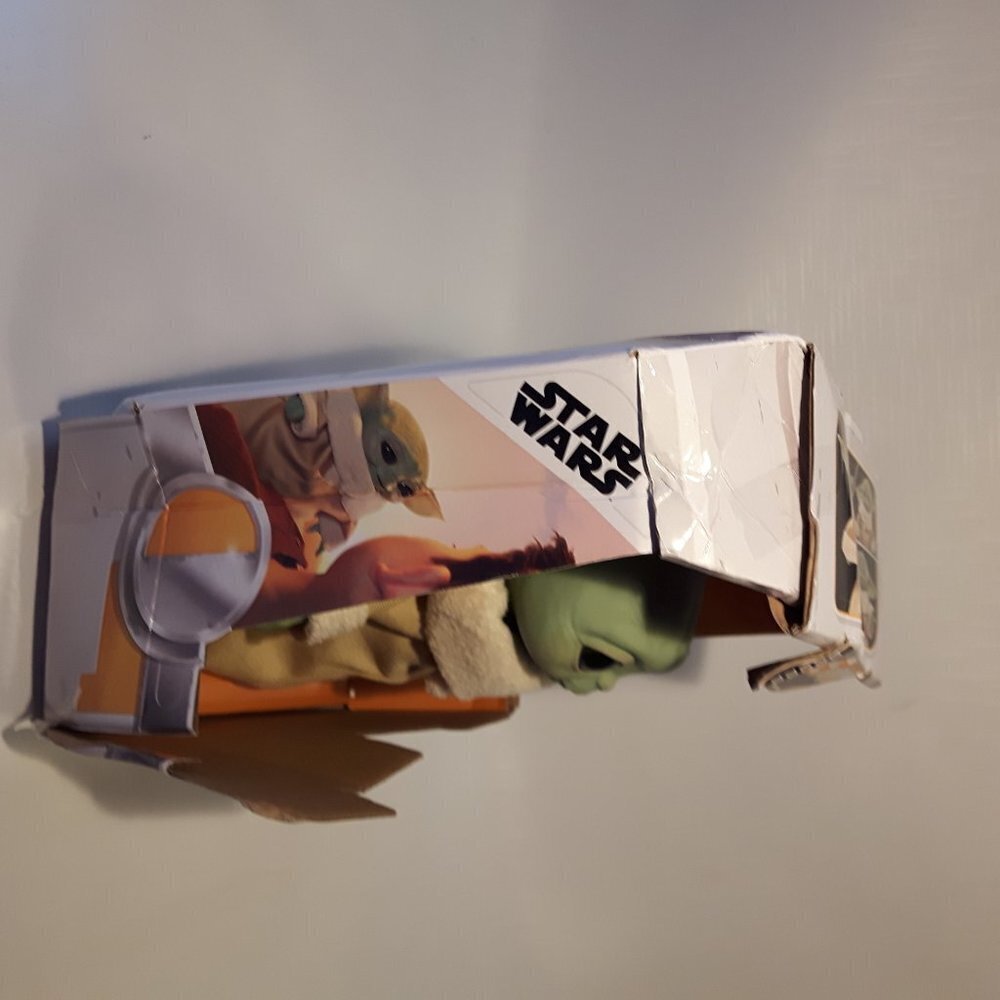 Star Wars Mandalorian The Child Baby Yoda Animatronic - Picture 6 of 8